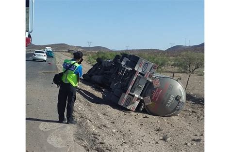 Vuelca Pipa De Gasolina En Carretera Ju Rez Chihuahua