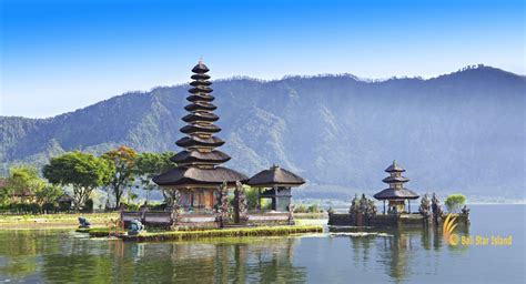 Ulun Danu Temple Bedugul Bali Temple on Lake