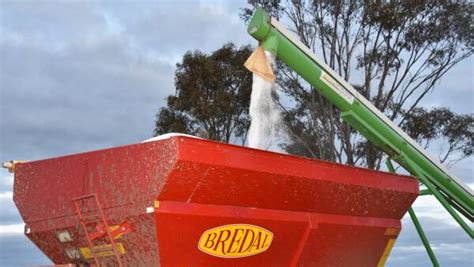 Urea Shortage Could Cut Yield Potential The Land Australian Country