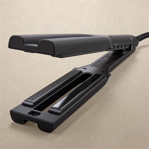 Hot Tools Black Gold Collection Dual Plate Straightener Baslerbeauty