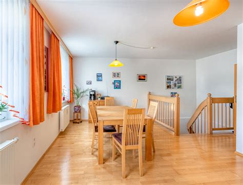 Wahres Raumwunder 4 5 Zimmer Wohnung ca 152 m² Wfl 2 Loggia mit je