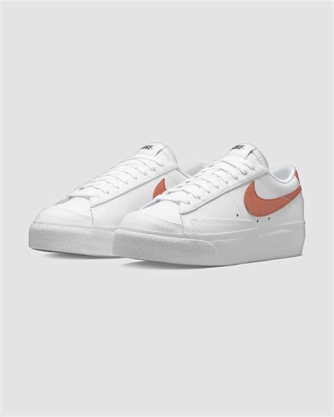 Giầy Nữ Nike Blazer Low Platform Dq7571 100