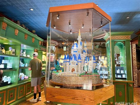 2023 Wdw Mk Main Street Usa Crystal Arts Crystal Cinderella Castle