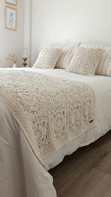 Marvellous And Attractive Free Crochet Bedsheets Designs Solid Color