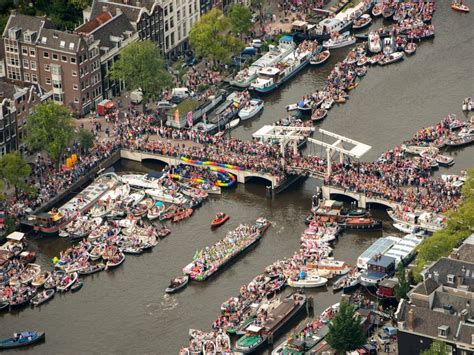 El Ministro De Justicia Se Suma Al Orgullo Gay En Amsterdam Noticias De Internacional En