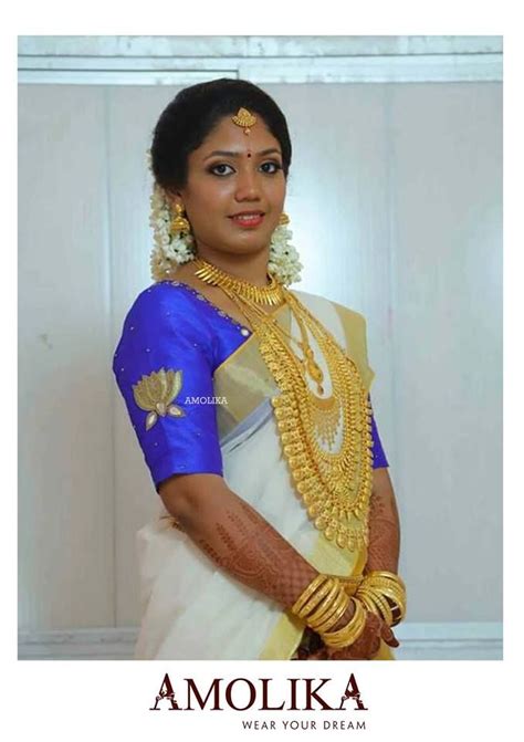 Pin By Akhila Bobby On Kerala Traditional Outfits Beautiful Indian