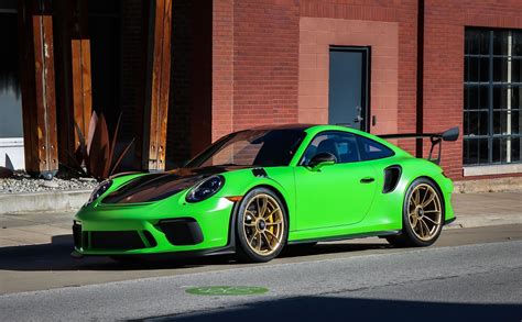 2019 Porsche 911 GT3 RS Weissach PCARMARKET