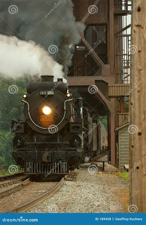 De Locomotief Van De Stoom Stock Foto Image Of Schraag 189458