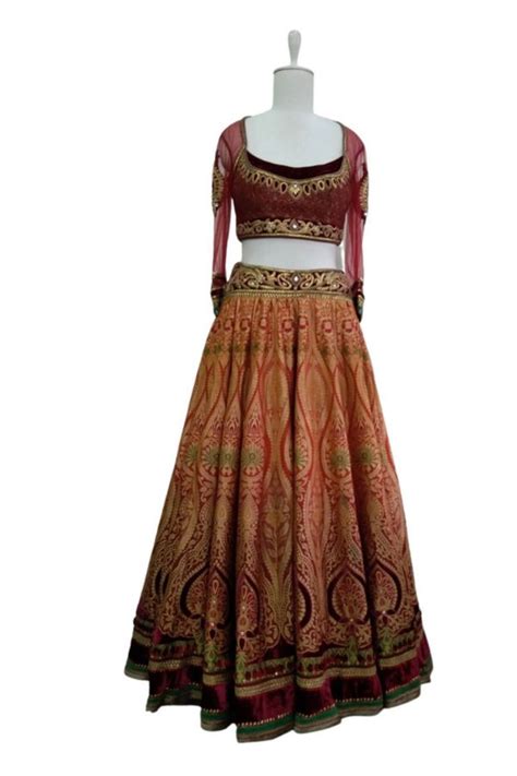 Tarun Tahiliani Lehenga Set Kuro Clothing India