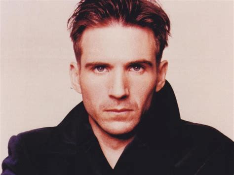 Young Ralph Fiennes. : LadyBoners