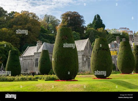 Lanhydrock Gardens Lanhydrock Garden Hi Res Stock Photography And