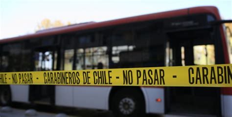 Mujer muere tras ser atropellada por un bus de transporte público en