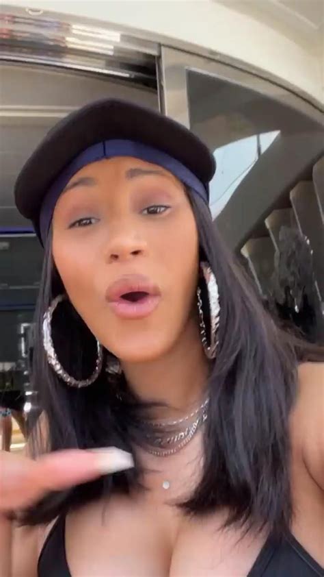 100 Ideias De Cardi B Cardi B Cantores Looks