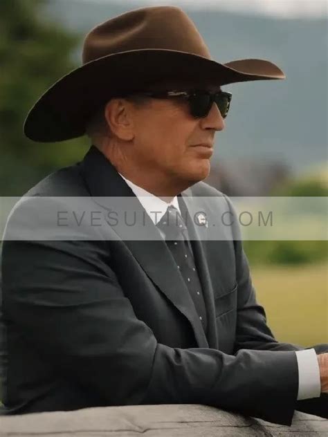 Kevin Costner Yellowstone S05 John Dutton Grey Blazer