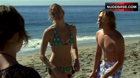 Abby Brammell In Bikini On Beach The Unit 0 53 NudeBase