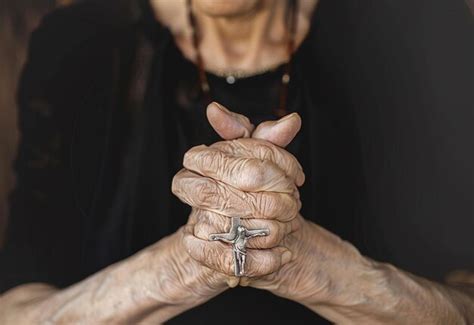 Premium Photo Photo Of Christian Prayers Hands Holding Cross While