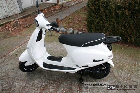 1998 Vespa Et2