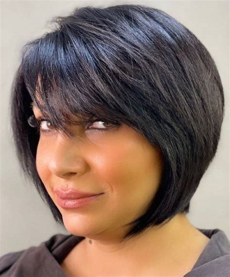 Gorgeous Bobs With Side Bangs To Try In Bob Haircut With