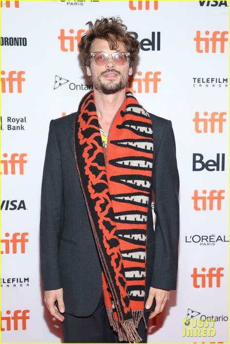 Shailene Woodley is All Smiles at 'Endings, Beginnings' Premiere at TIFF 2019 | Photo 1258434 ...