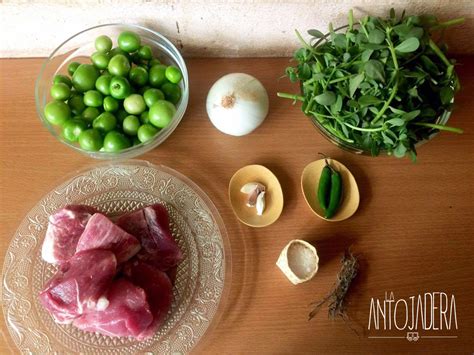 Verdolagas En Salsa Verde Con Carne De Puerco LaAntojadera