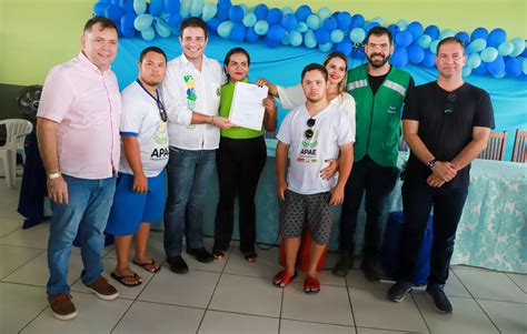 Governador Gladson Cameli realiza visita à Apae de Cruzeiro do Sul