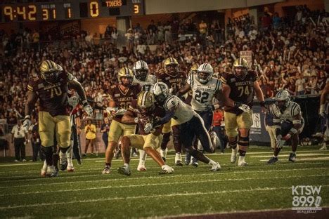 Texas State Bobcats Vs Rice Owls Servpro First Responder Bowl Preview