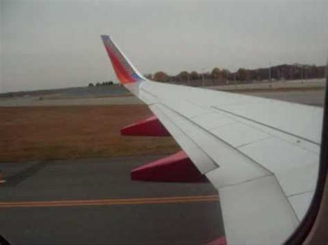 Southwest 737 700 Landing In Providence 11 11 2009 YouTube