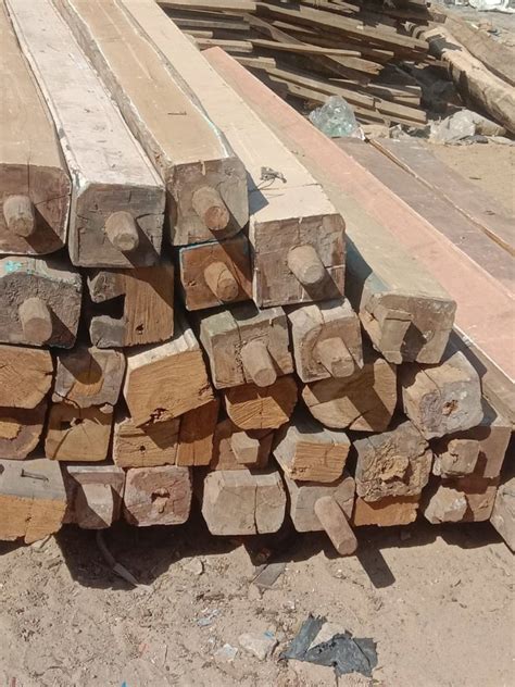 Brown Indian Teak Wood Grade Mr Grade Thickness Inch At Rs