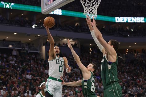 Jayson Tatum powers Celtics over Bucks to force Game 7