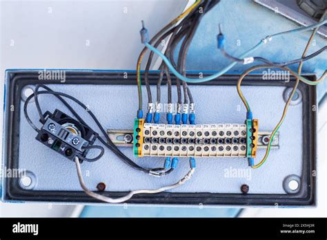 Wire Termination Check Hi Res Stock Photography And Images Alamy