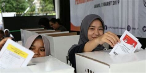 Demokrasi Di Lingkungan Bangsa Dan Negara Gudang Materi Online