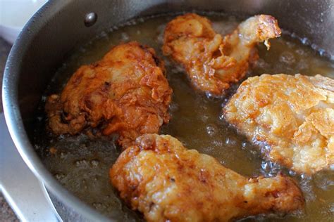 Southern Cooking: Frying Chicken