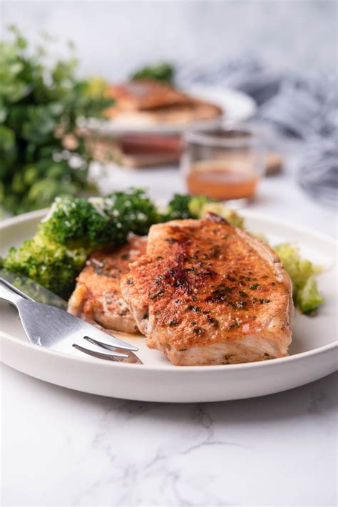 The Best Sauteed Pork Chops Recipe Ever So Easy And So Delicious Laptrinhx News