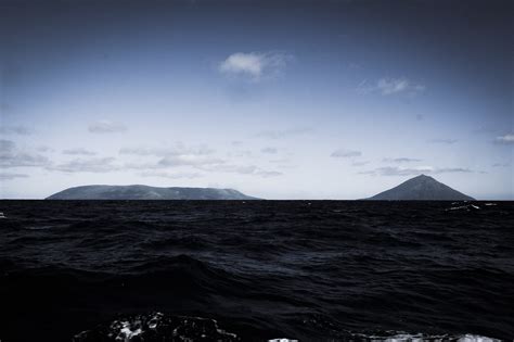 Kingdom of Tonga – •way•up•down•