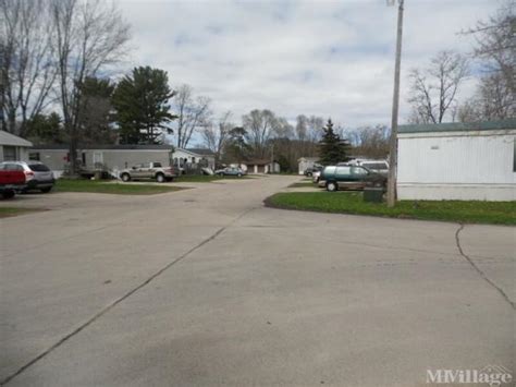 Lamplighter Village Mobile Home Park In Weyauwega Wi Mhvillage