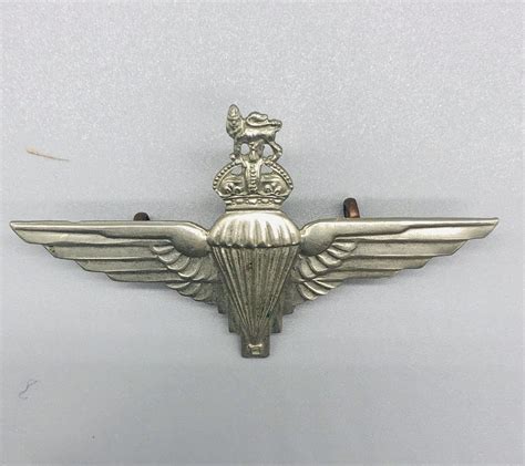 Parachute Regiment Cap Badge I Ww British Militaria Insignia