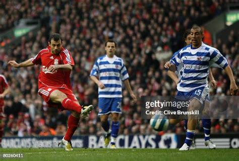 1,660 Javier Mascherano Liverpool Stock Photos, High-Res Pictures, and ...