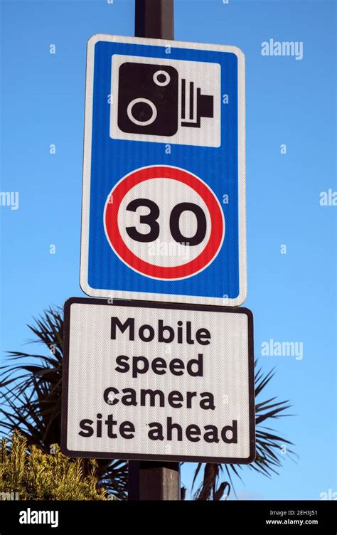 30 Mph Speed Limit Signs Hi Res Stock Photography And Images Alamy