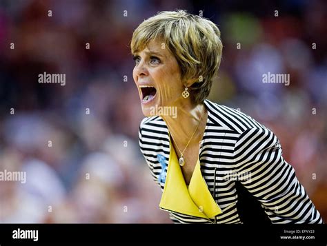 Baylor Bears Head Coach Kim Hi Res Stock Photography And Images Alamy