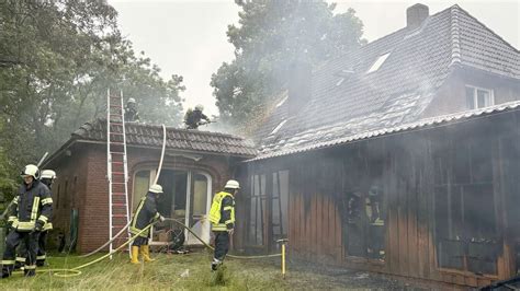 Einsatz In S Dbrookmerland Haus In Victorbur Brannte Nach