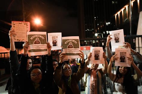 Estudiantes Manifiestan Por La Libertad De Estudiantes Y Profesores