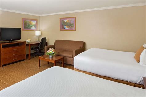 Best Western Hotel Bennington, VT - See Discounts