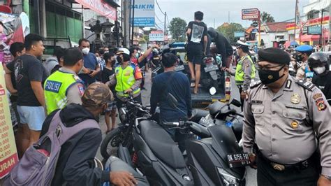 Schools Out Motorcycle Convoys Are In As Police Round Up Underage