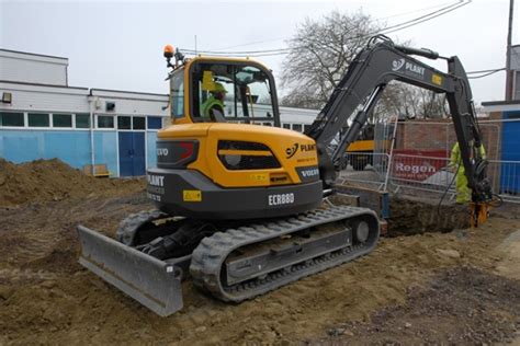 Midlands Firm Launches Plant Hire Business