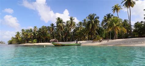 Cruising the Caribbean’s Windward Islands | Smithsonian Journeys