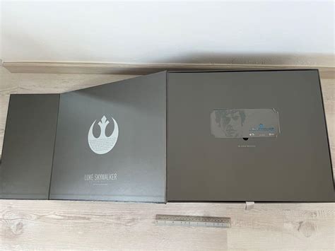 Hot Toys DX07 LUKE SKYWALKER BESPIN OUTFIT 1 6 Scale Hobbies Toys Toys Games On Carousell