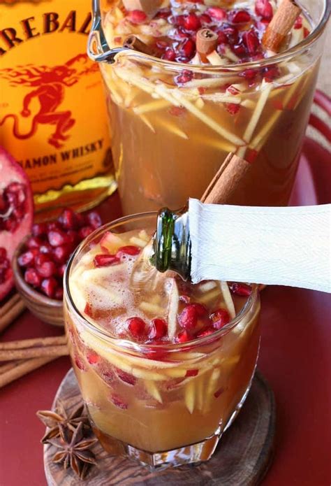 Sparkling Apple Cider Sangria Mantitlement