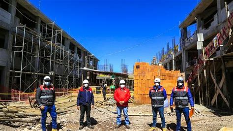 Gobernador de Ayacucho supervisa construcción de la nueva