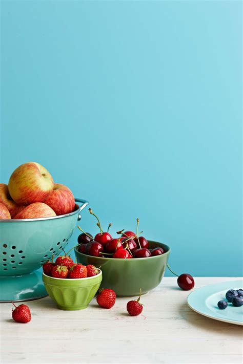 A List of the 16 Healthiest Fruits, According to Nutritionists