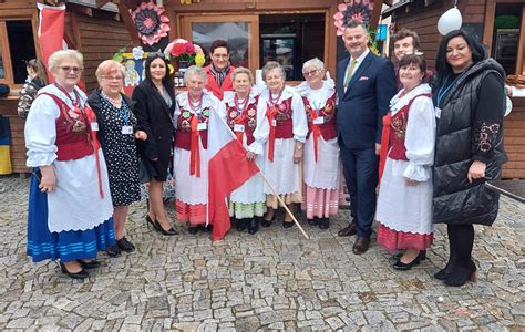 Strzegomskie Stoisko Na Dniach Miast Partnerskich W Czechach Foto